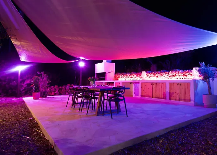 Spacious & Luxury Villa In Ibiza - Santa Gertrudis - Villa Chiquita